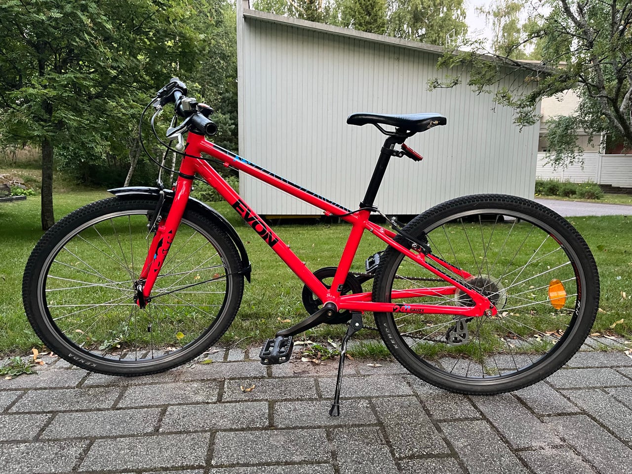 Evon Gauzy 24” punainen