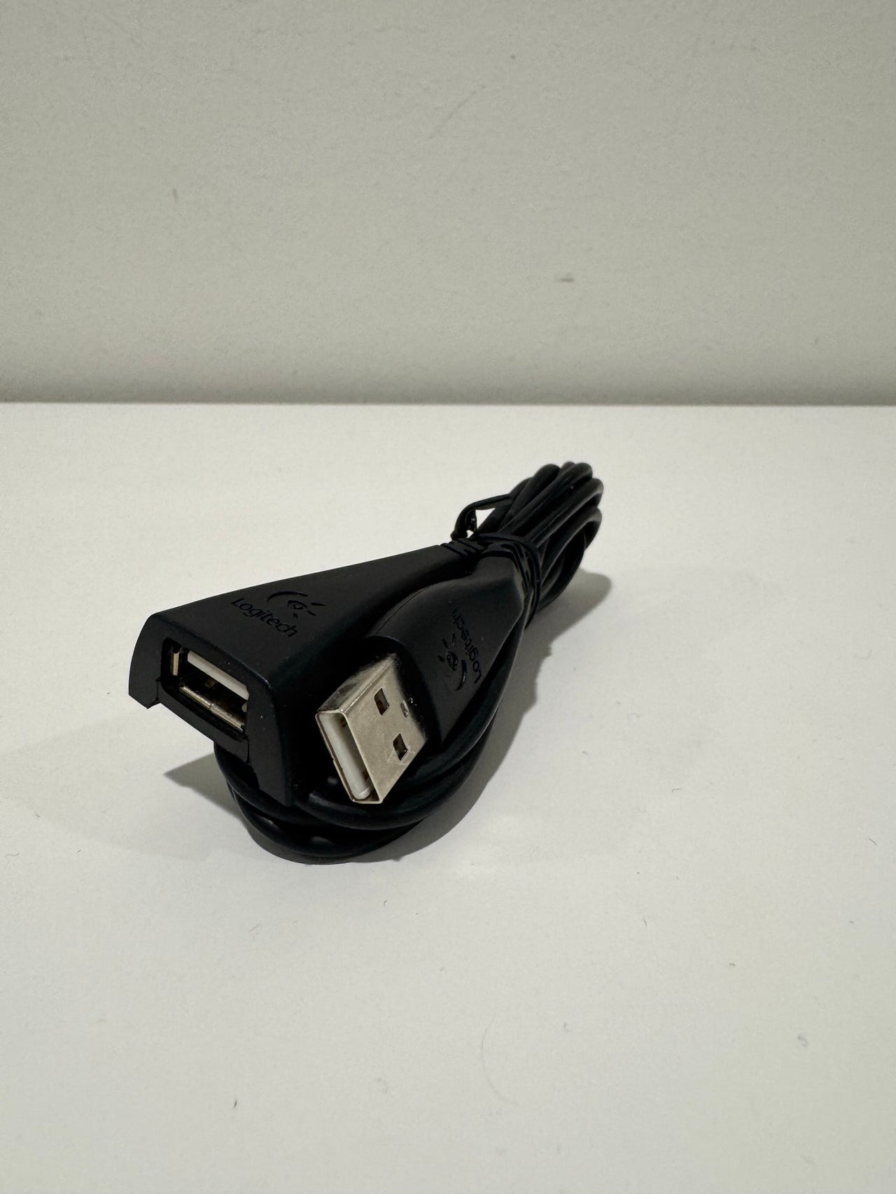 Logitech USB-jatkojohto / vastaanottimen teline (USB-A)