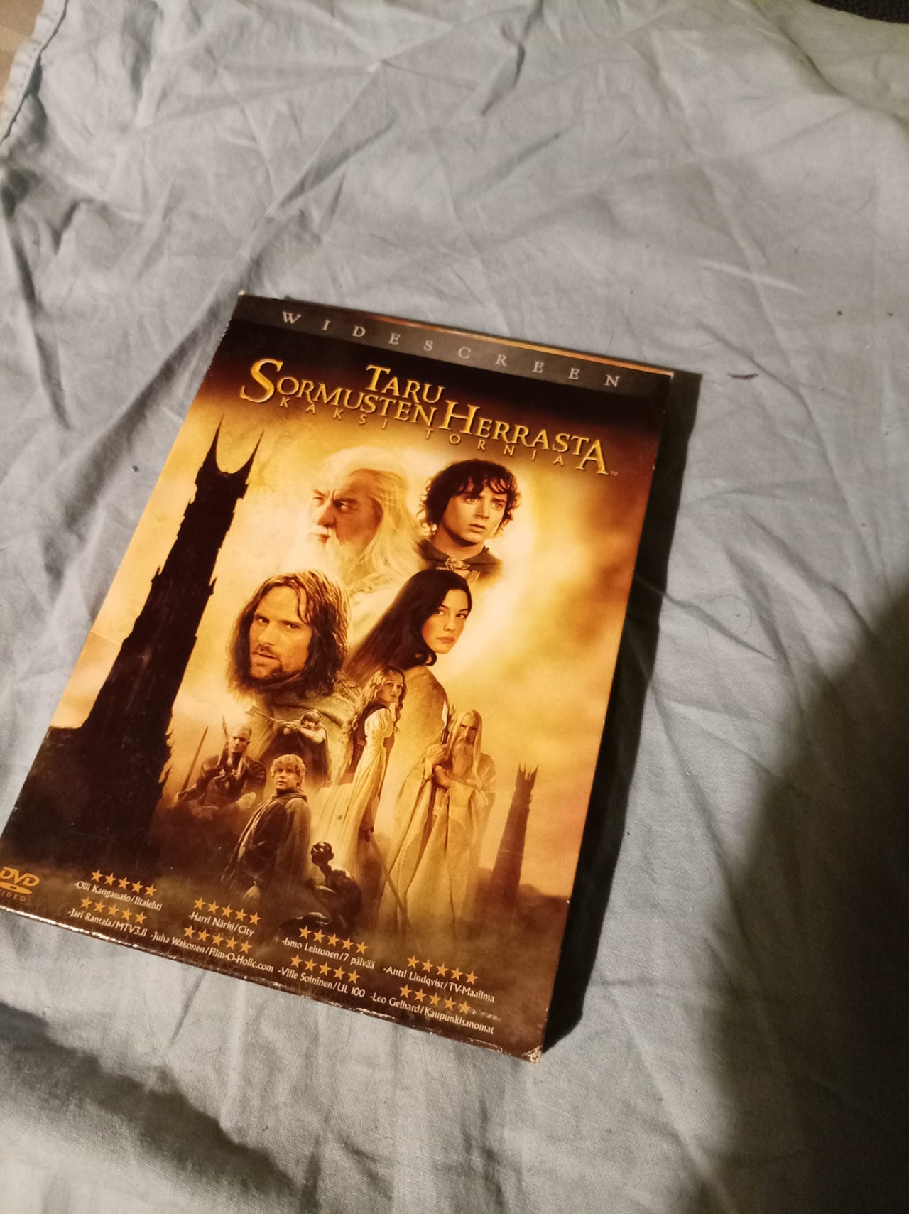 TaruSormustenHerrasta kaksi tornia special edition dvd