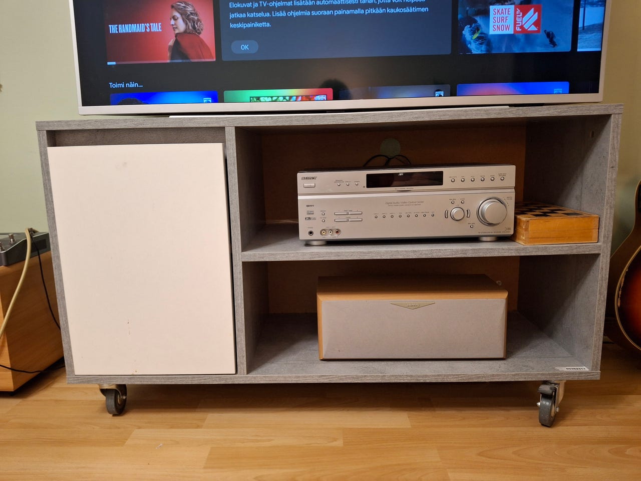 Tv-taso pyörillä