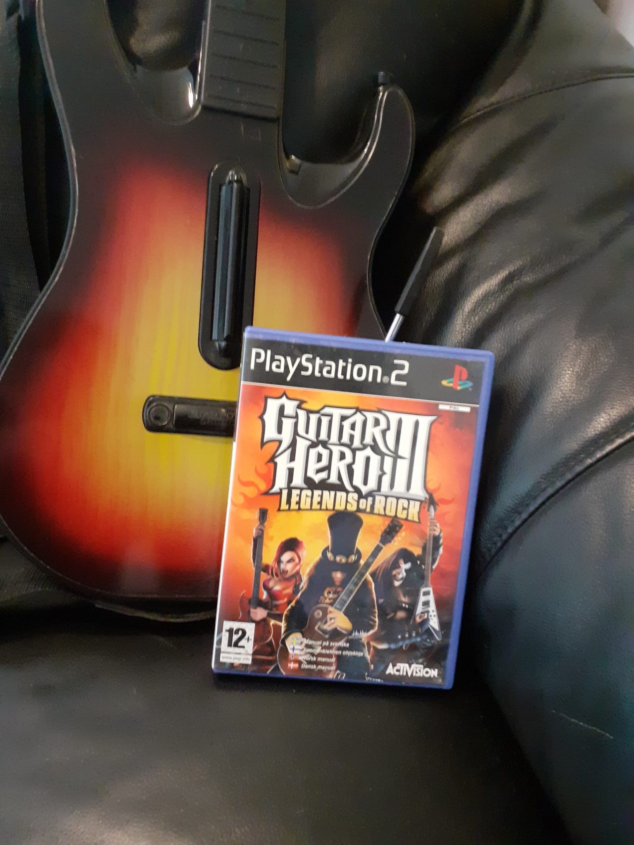 Ps2 guitar hero kitara+peli
