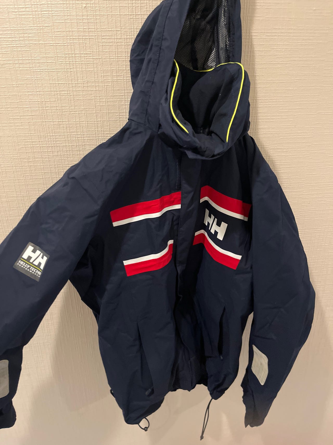 Helly Hansen takki S tummansininen