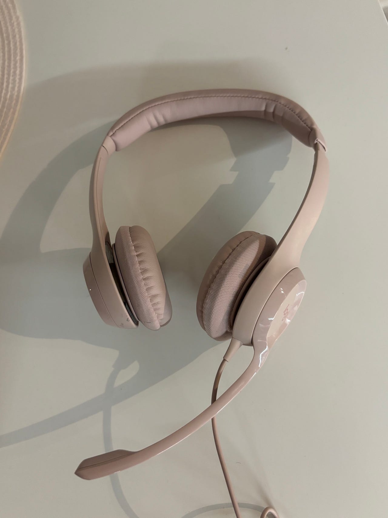 Kuulokkeet Logitech (USB, mikrofoni)