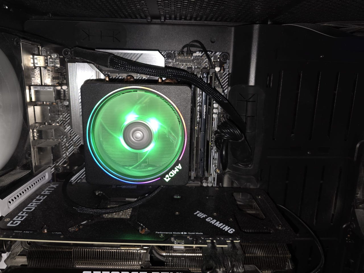 AM4-paketti: Ryzen 7 3700X + B550 + 32GB DDR4 RAM