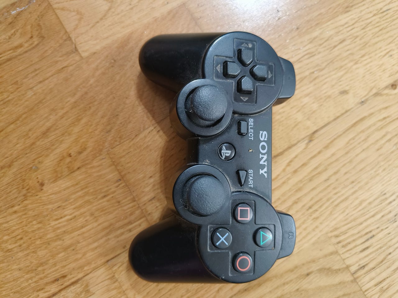 Sony DualShock ohjain musta