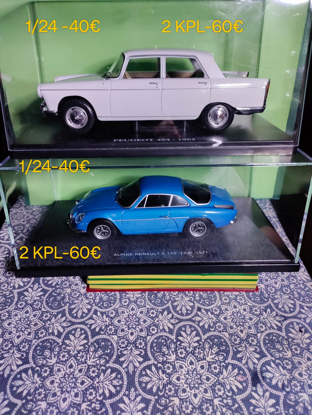 Peugeot 404 ja Alpine Renault A110 pienoismallit 1:24