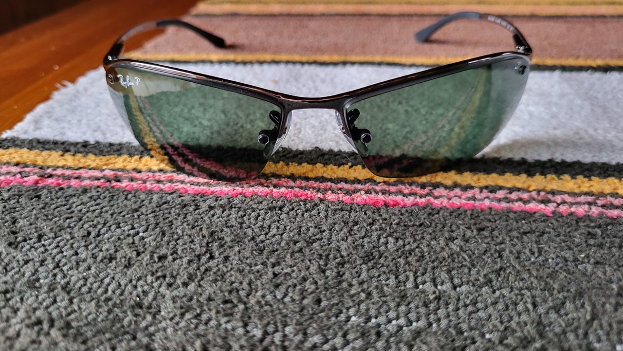 Käyttämättömät ray banit