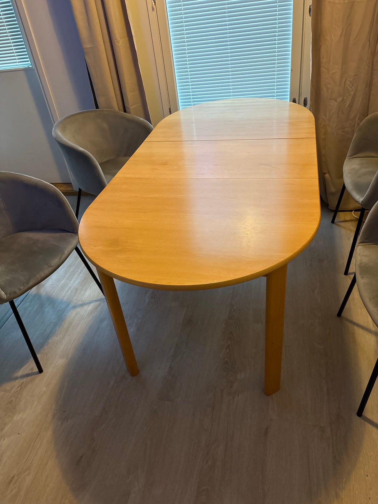 Jämäkkä Ruokapöytä