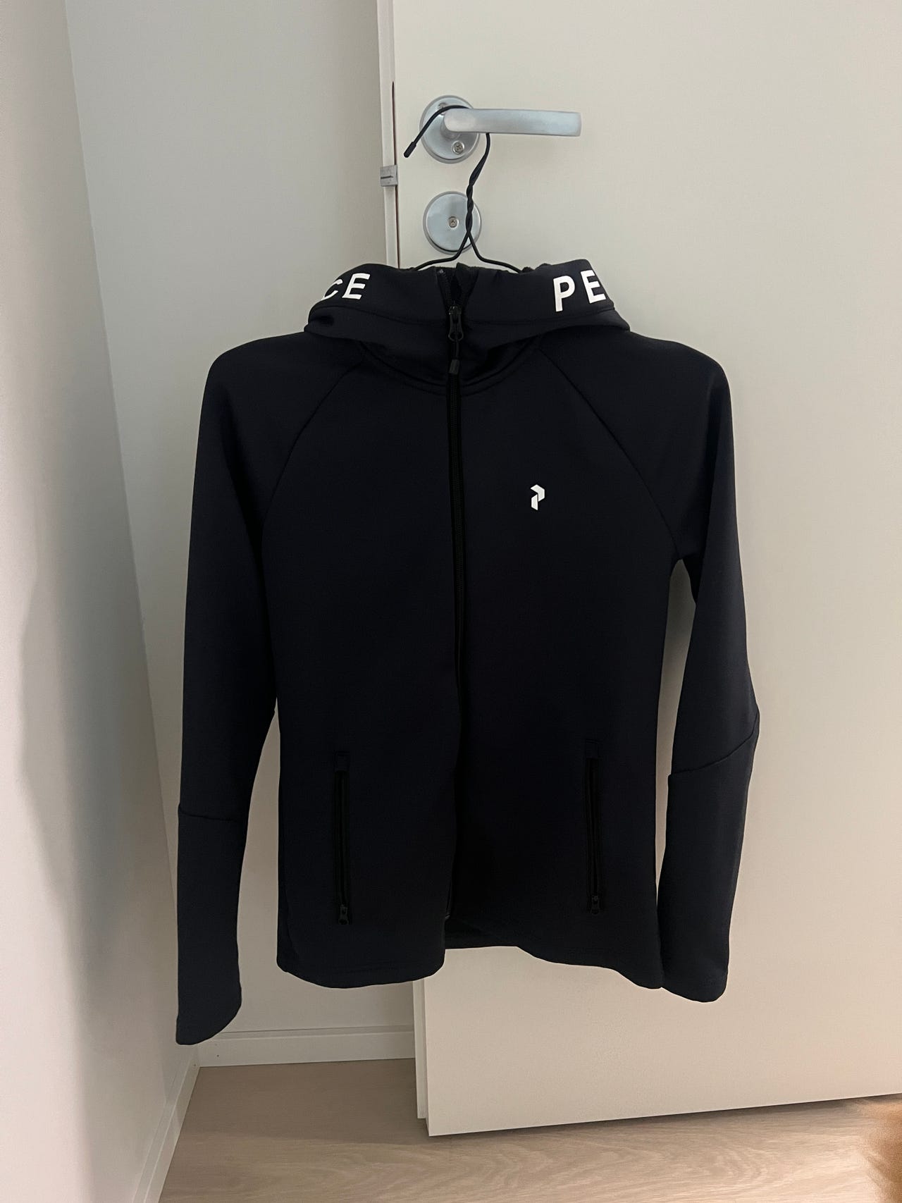 Peak performance huppari/ takki koko S