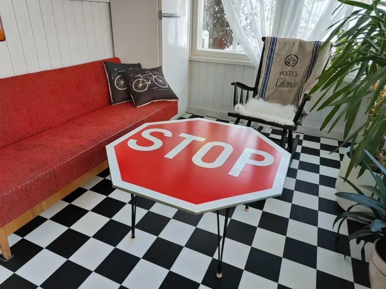 Stop sohvapöytä pinnijalat