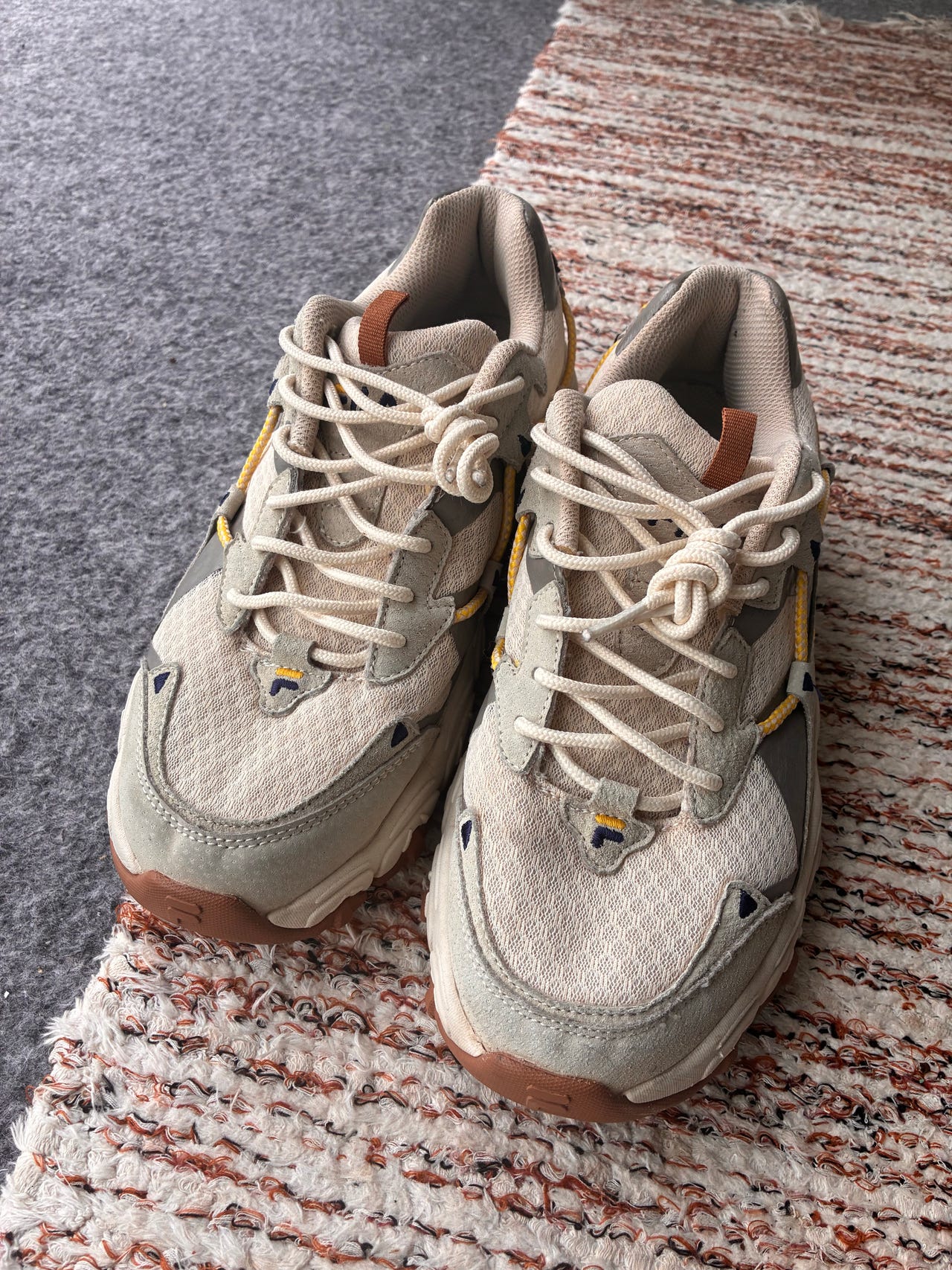 Fila tennarit koko 44 beige