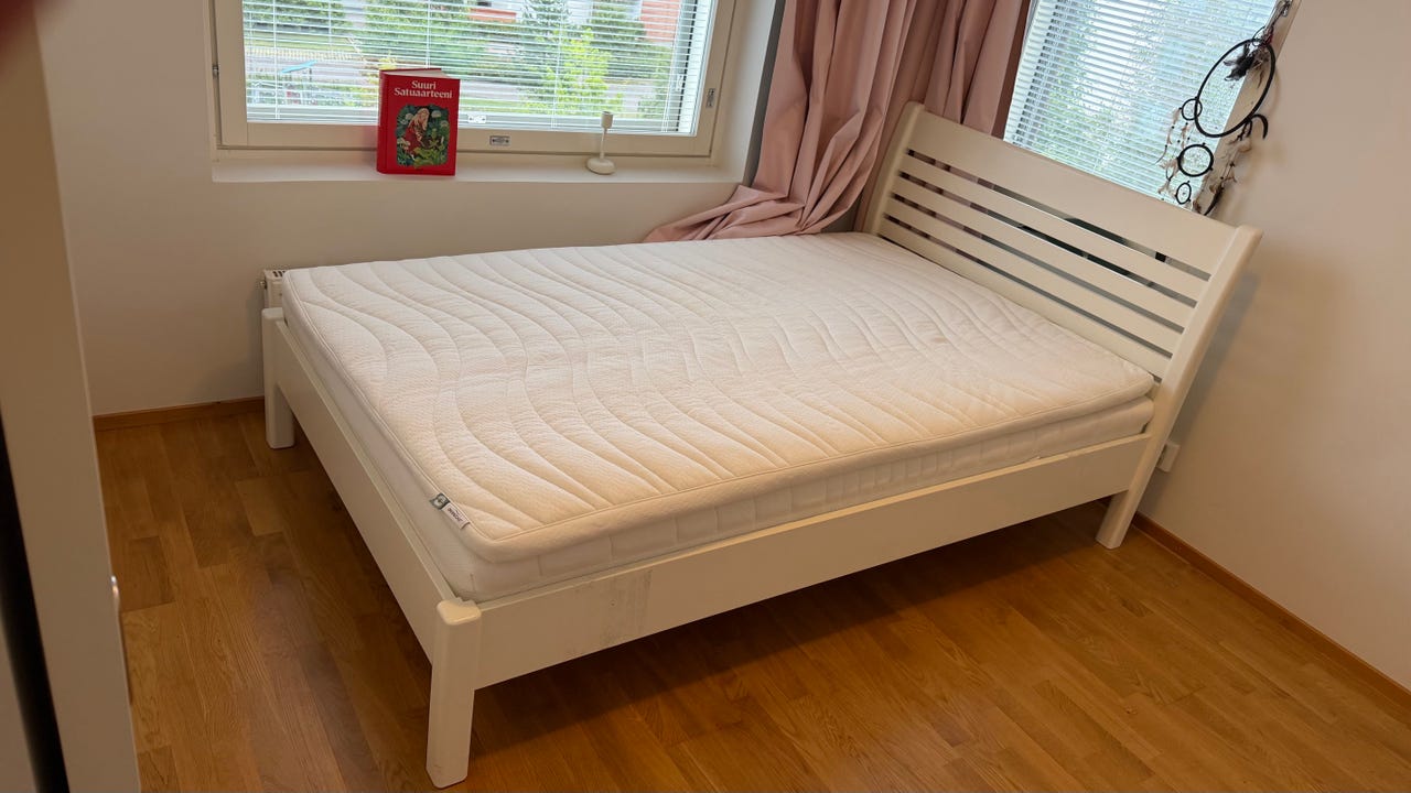 Jysk Dreamzone sänky ja patjat 120x200 valkoinen