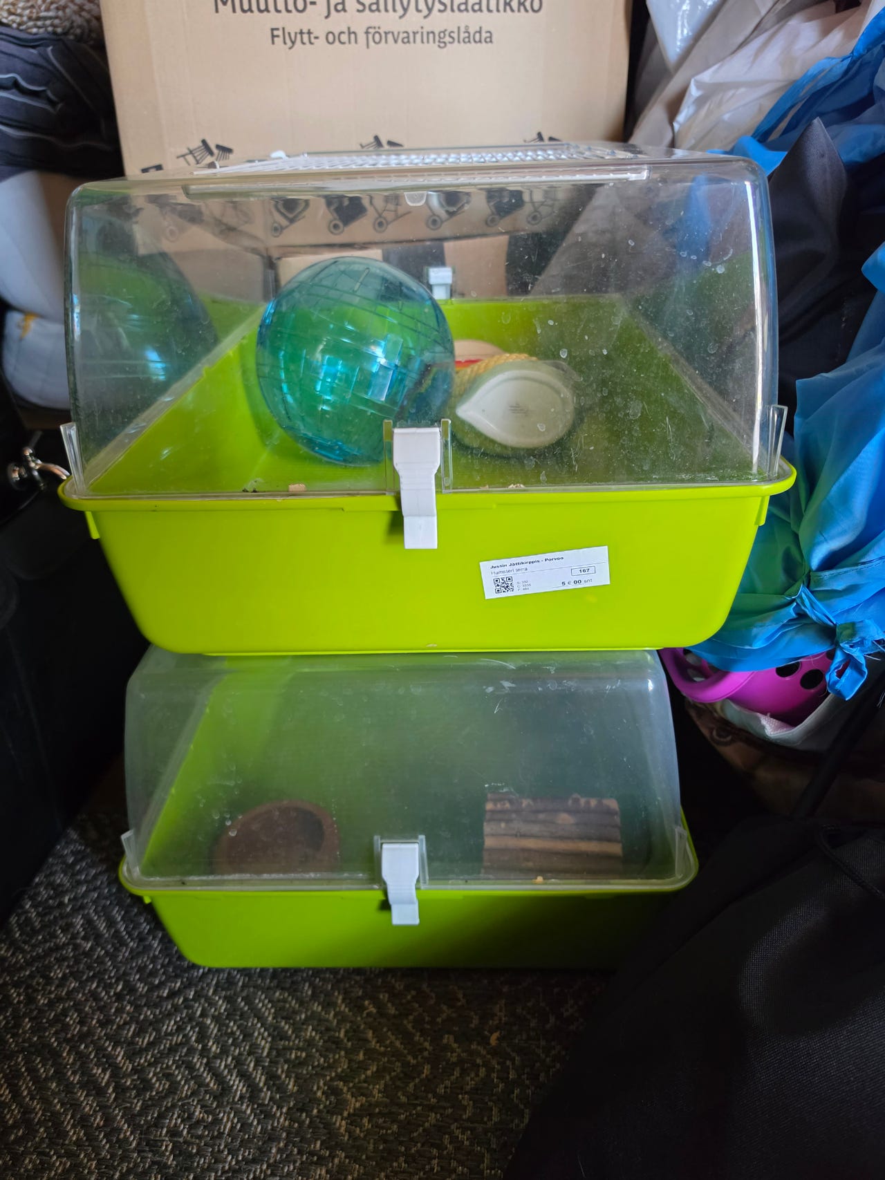 Faunabox hamsterin häkki