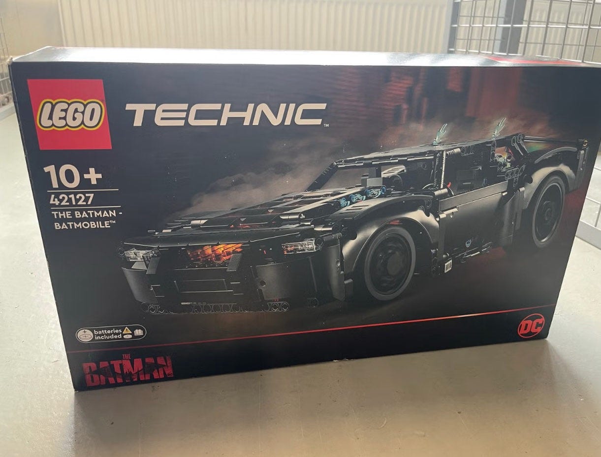 LEGO 42127 Technic DC Batman Batmobile