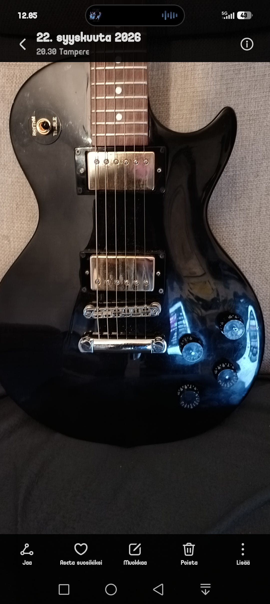 Musta Tokai Loverock | Tori