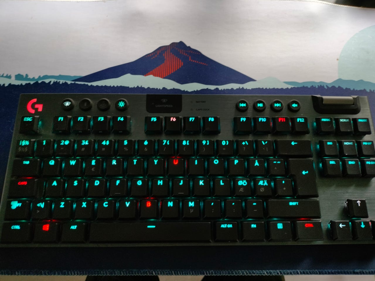 Logitech G915 TKL Lightspeed wireless | Tori