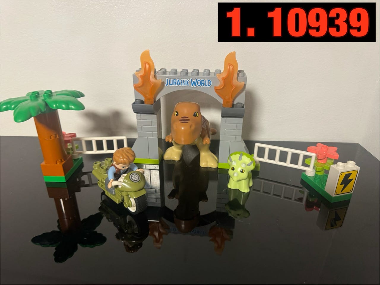 Iso erä LEGO Duplo -settejä + erikoispalikat (myydään erikseen tai ...