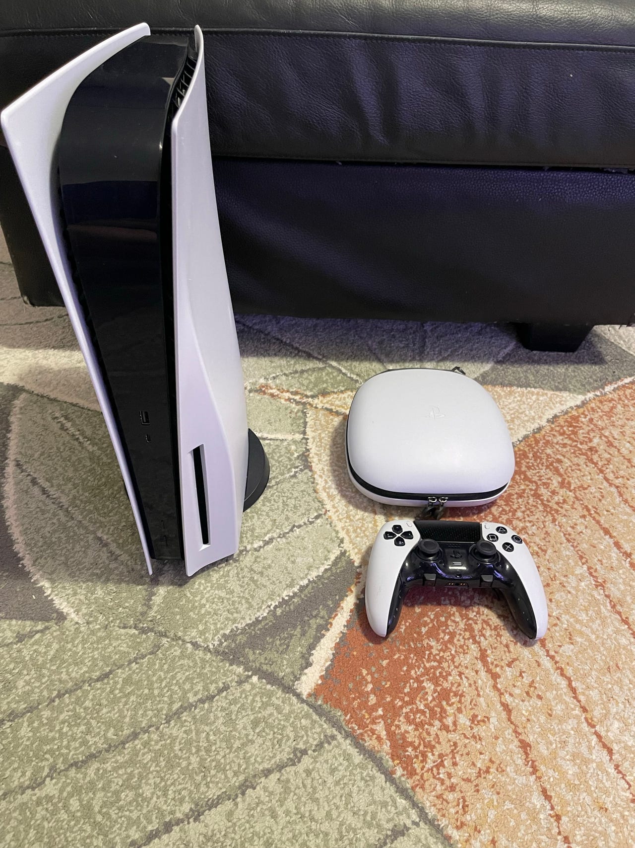 PlayStation 5 ja DualSense Edge ohjain | Tori