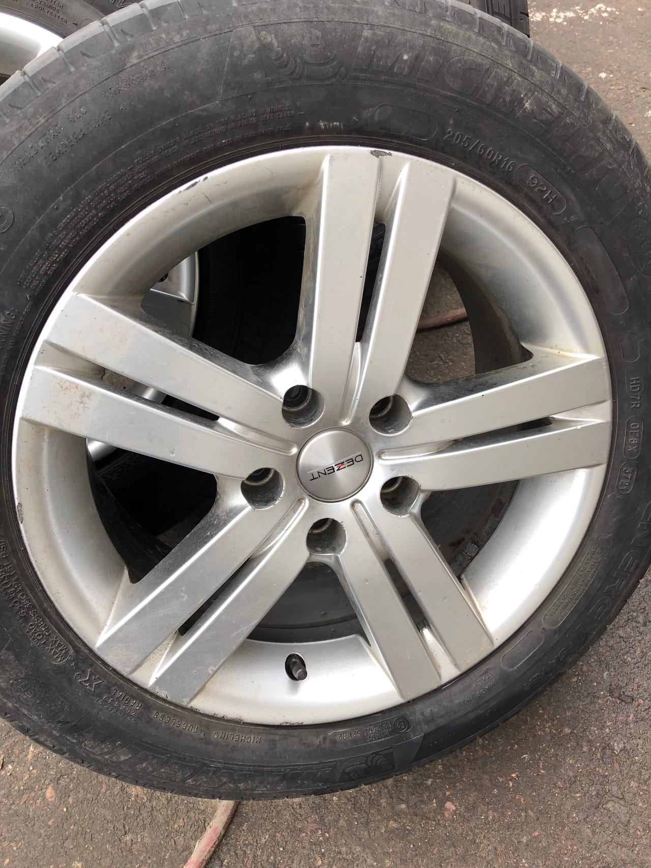 Vag alut 5x112 Michelin kesä 205/60-16 hyvä sarja