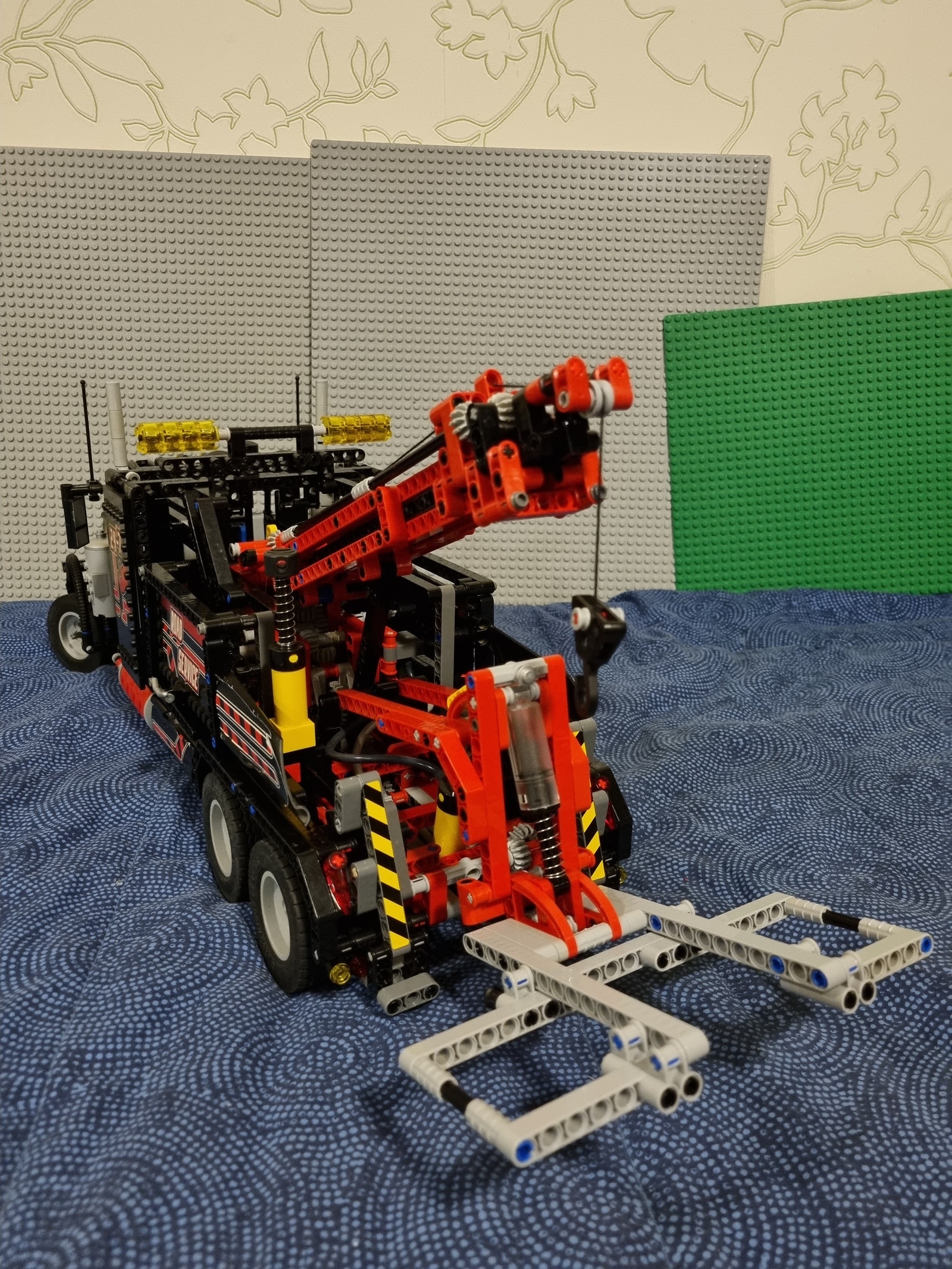 Lego 8285 Tow Truck Tori