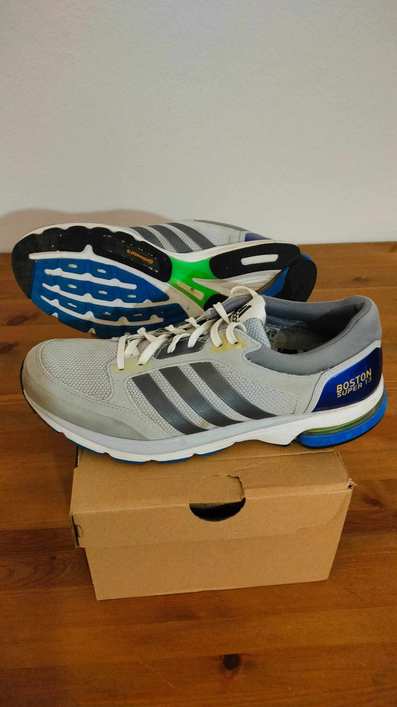 Adidas Boston Super 13 koko 42 2 3 Tori
