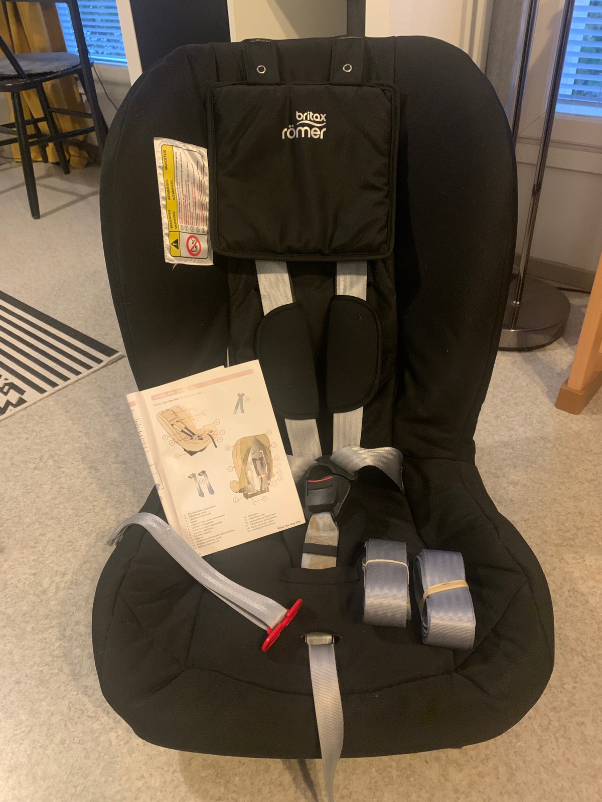 Britax romer two way elite best sale