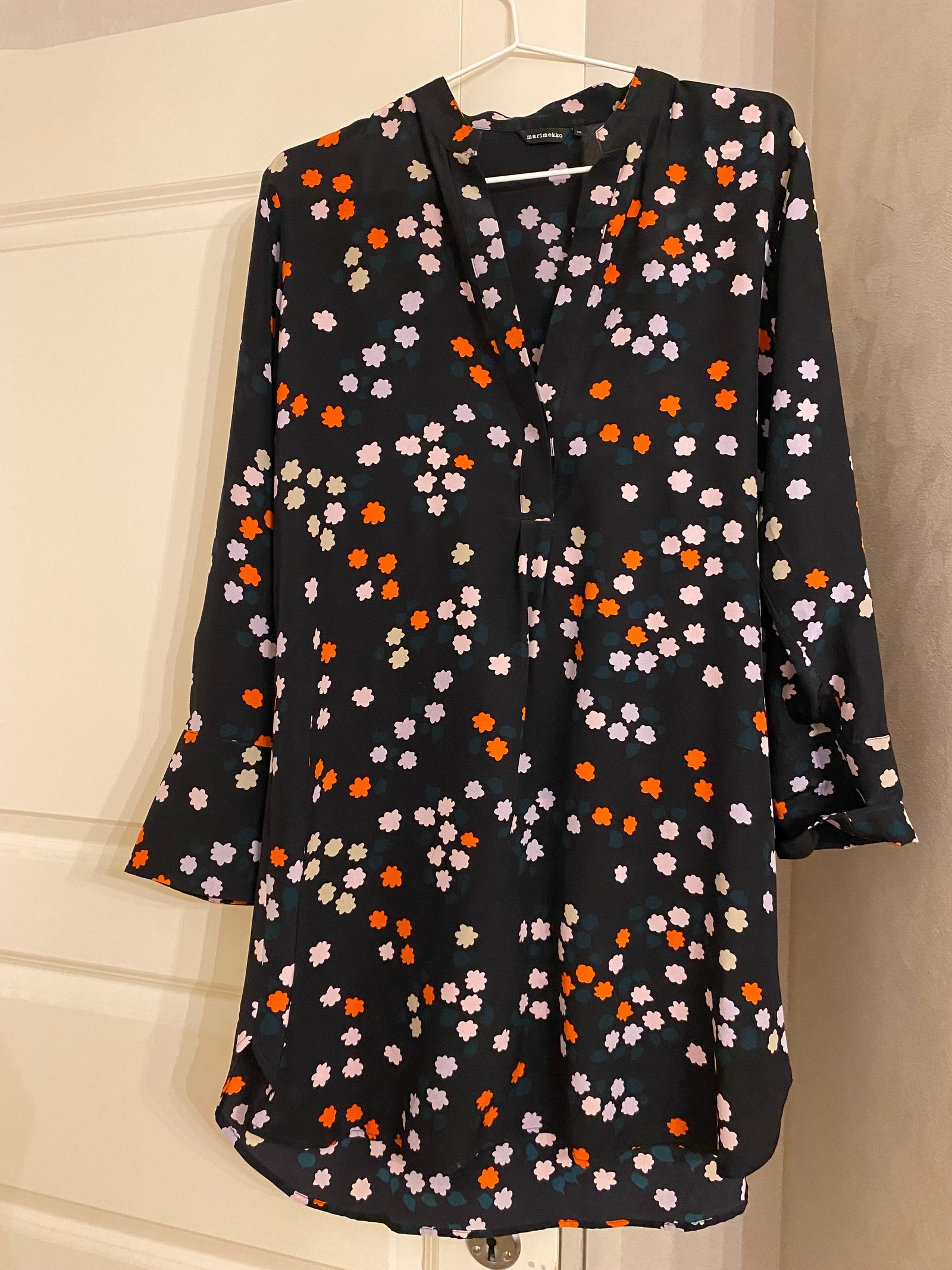 marimekko TOIVEIKAS TAIVAANKUKAT 花柄 シャツ｜ファッション
