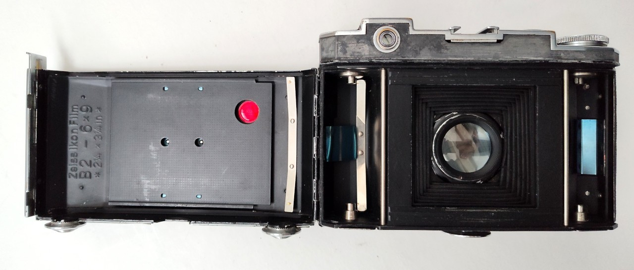Zeiss Ikon Super Ikonta B 530/16 - 80mm f2.8 Tessar + kotelo