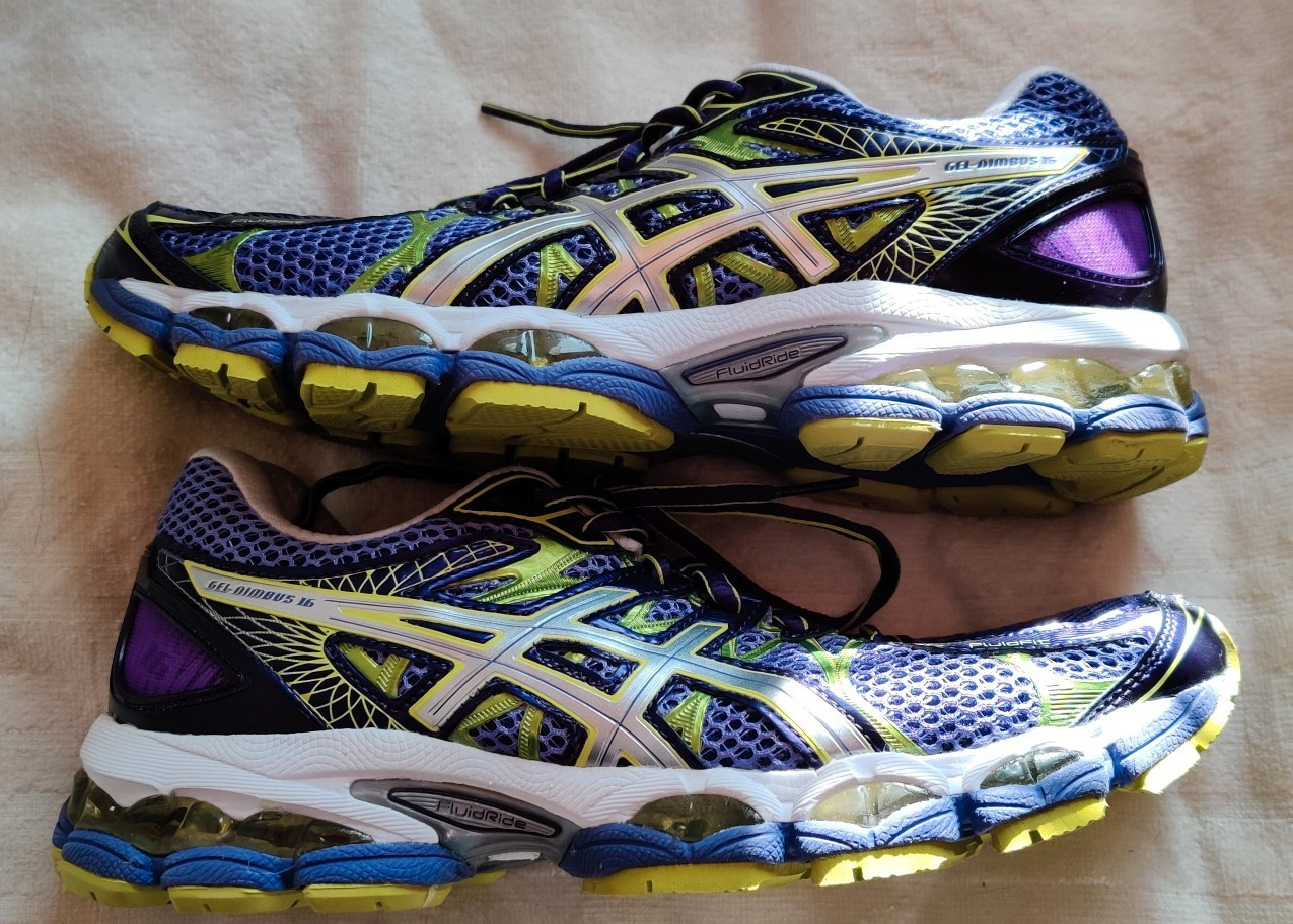 Asics Gel Nimbus 16 juoksukengat uusi Tori