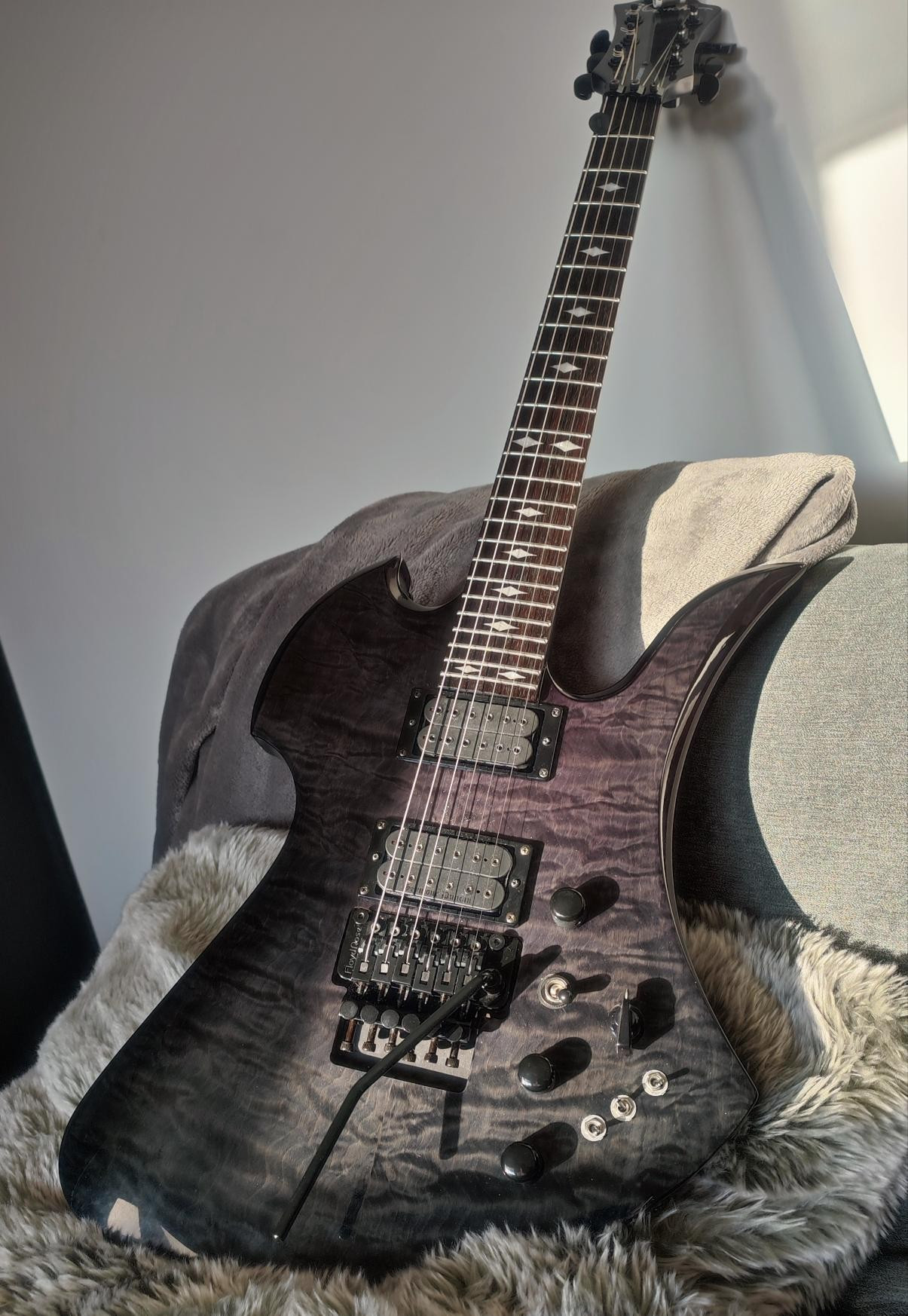 B.C.Rich Mockingbird ST SatinBlackWash - エレキギター