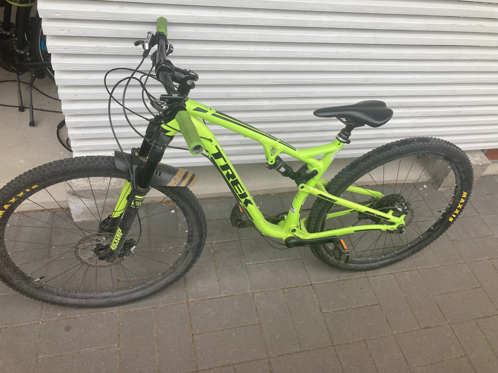 Trek Superfly 9.8 SL マウンテンバイク