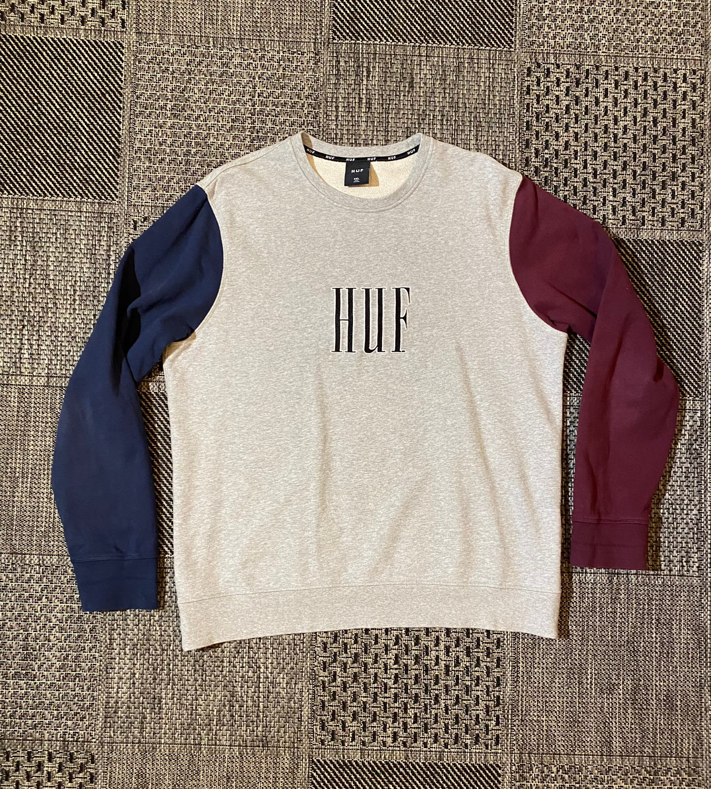 Huf crevasse crewneck sweatshirt deals