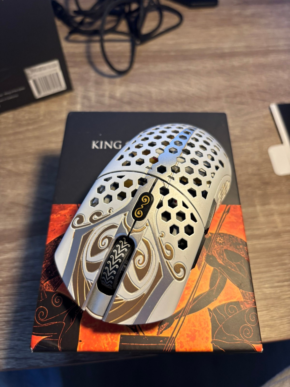 Finalmouse Starlight-12 Wireless Mouse Medium (Zeuz King of Finalmouse Starlight-12 Wireless Mouse Medium (Zeuz King of