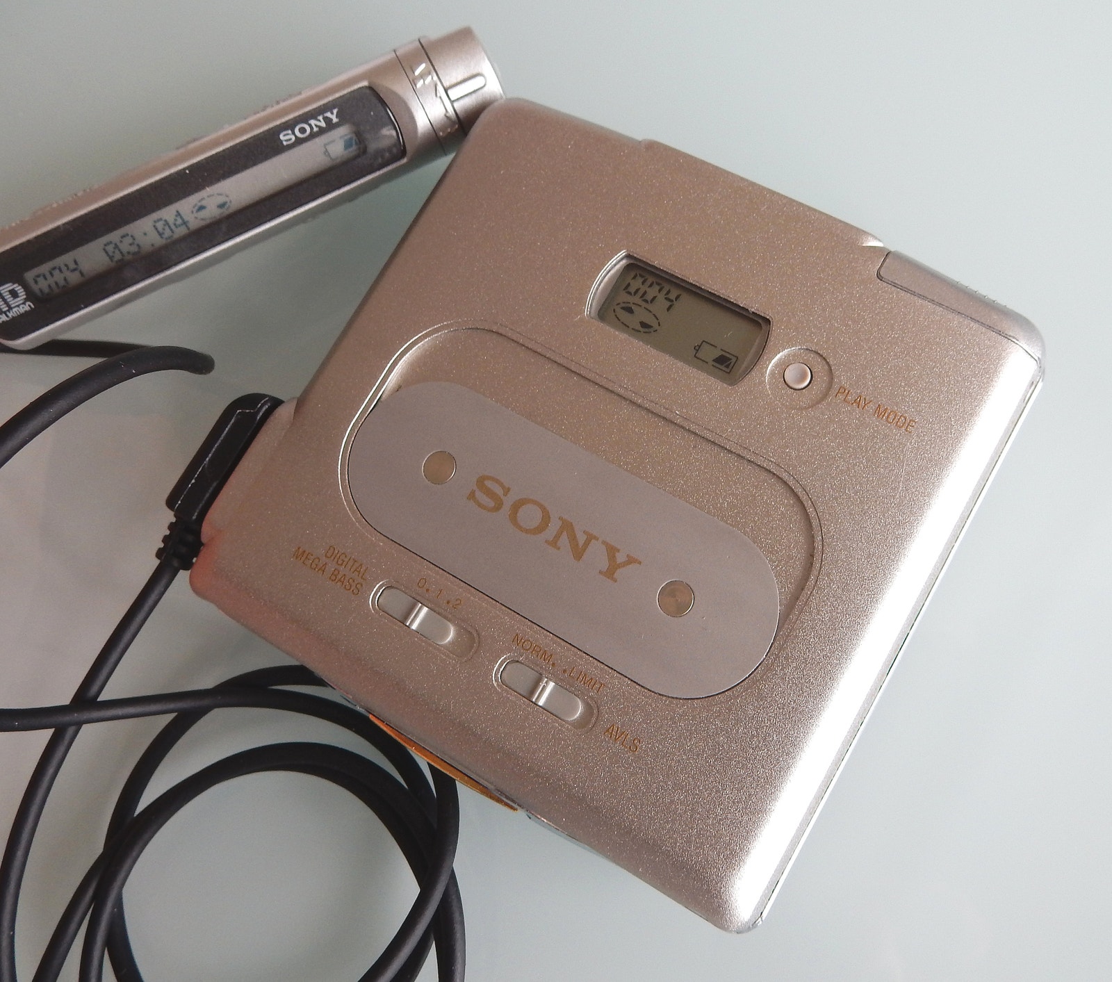 【極美DE完動品】SONY MD WALKMAN MZ-E35 $_57.JPG?set_id=880000500F