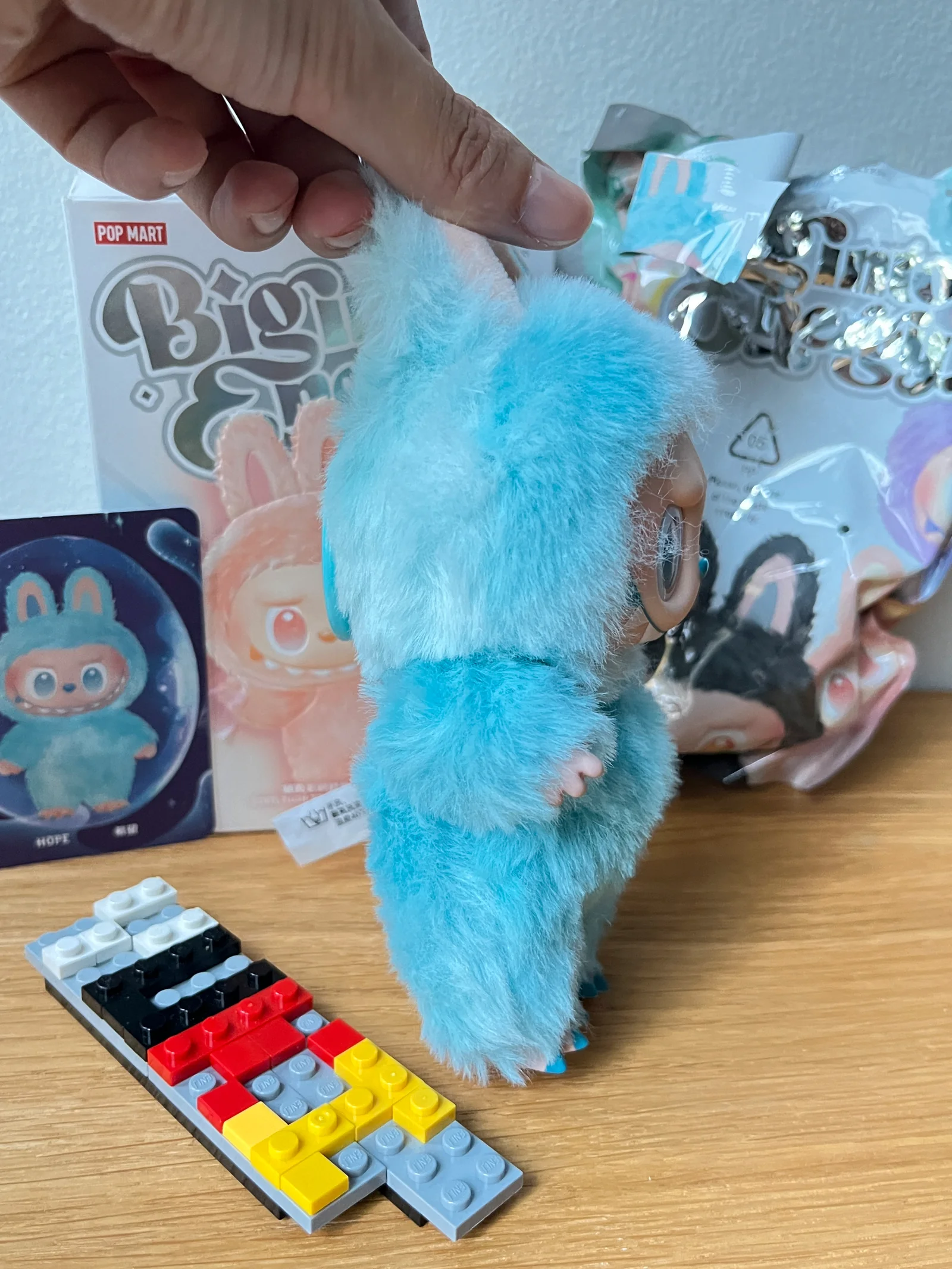 Labubu Big into Energy ラブブ HOPE Labubu - Big into Energy - Hope – Honey Bobbins Co
