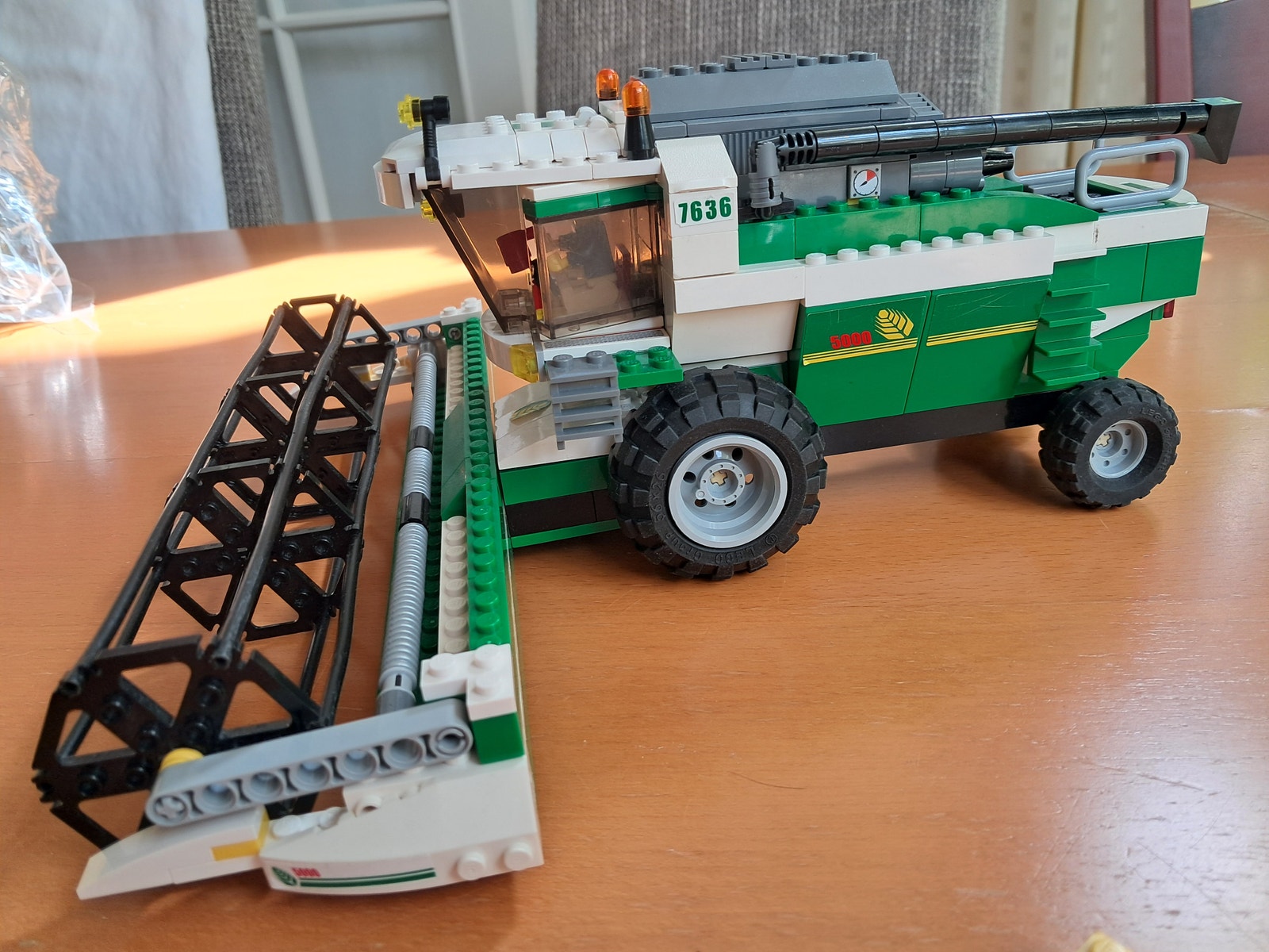 Lego 7636 City Combine Harvester LEGO CITY: Harvester Transport