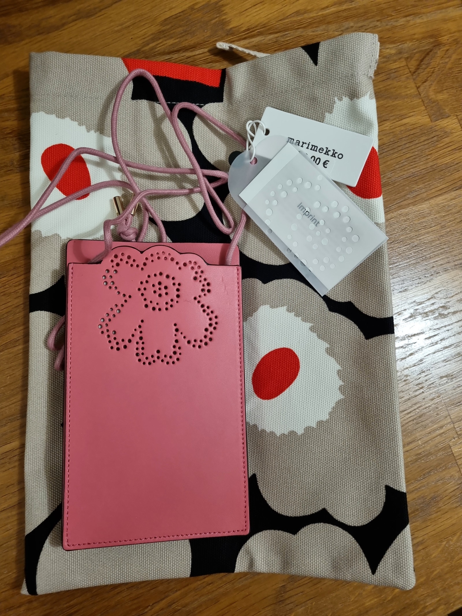 Marimekko Imprint Phone Pocket Unikko - pinkki | Tori