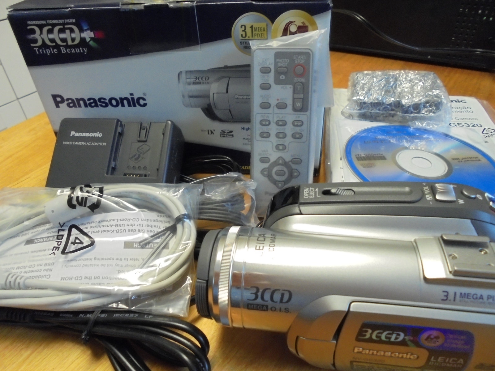 Panasonic NV-GS320 MiniDV videokamera , toimitettuna | Tori