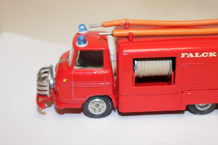 Tekno 1:43 - Pienoismallirekka - Tekno 459 Volvo Fire