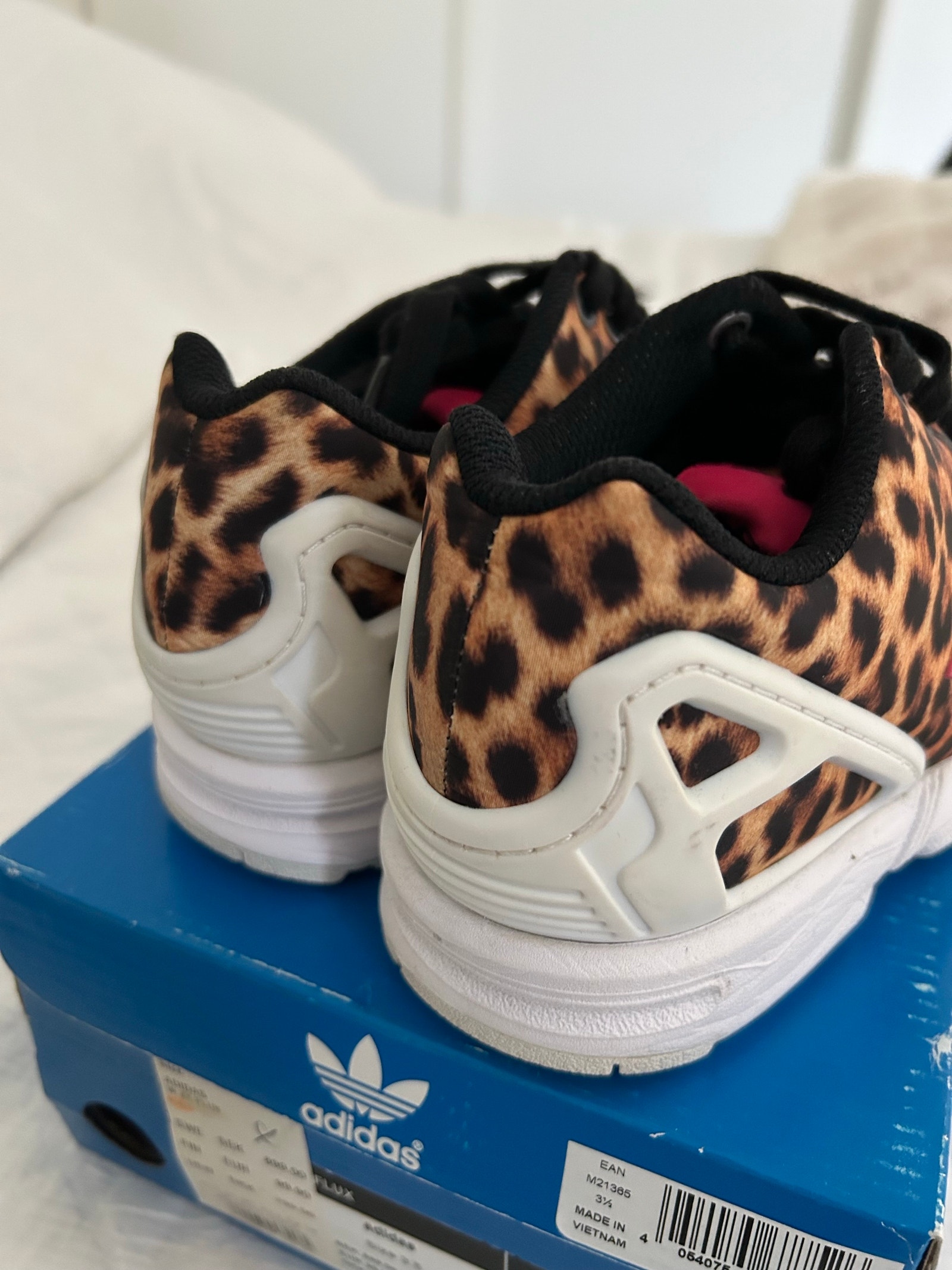 T✨️ Adidas W ZX Flux Tennarit 36 | Tori