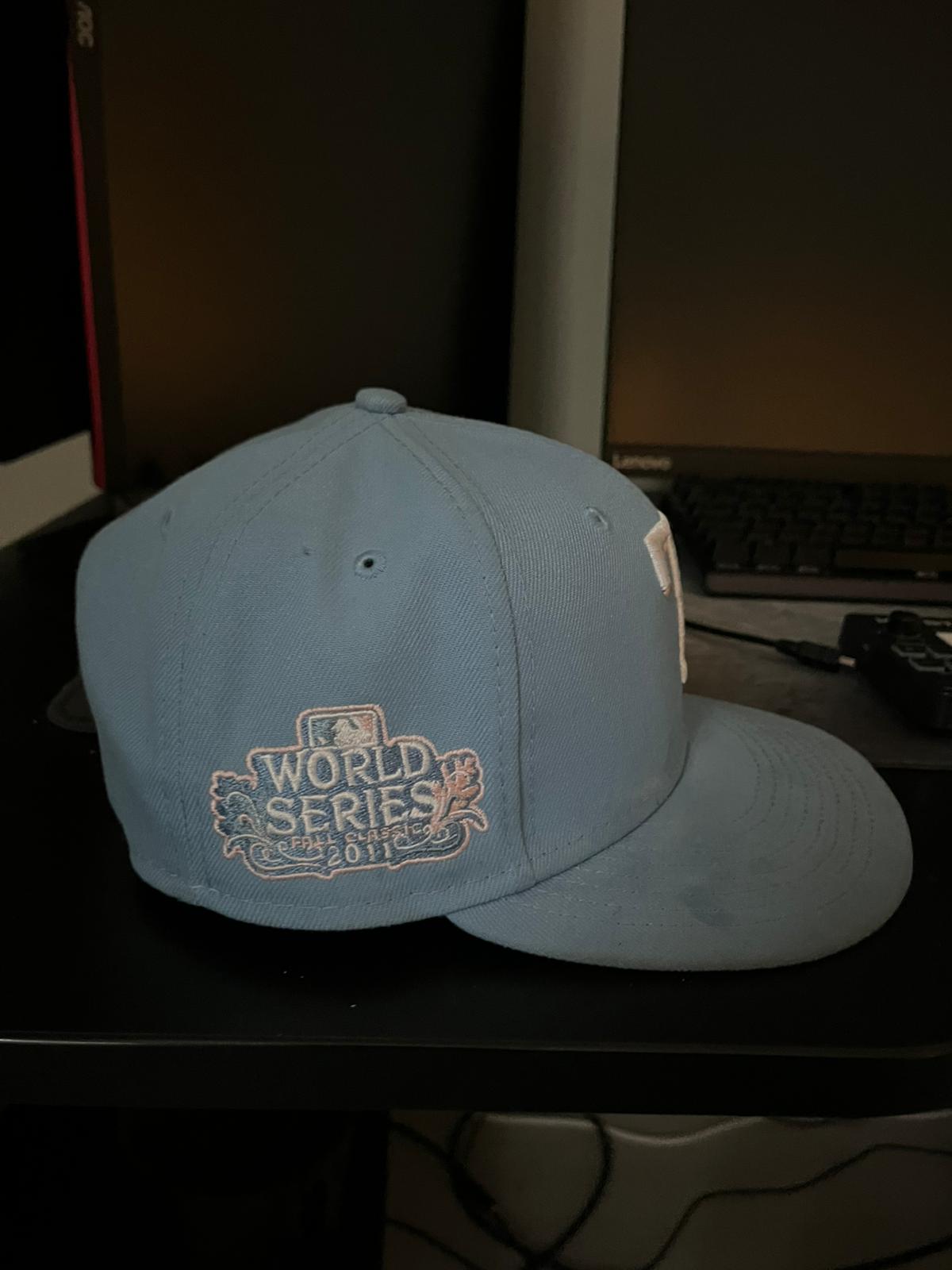 1/4 New Era Texas Rangers World Series 2011 Fitted Lippis Tori