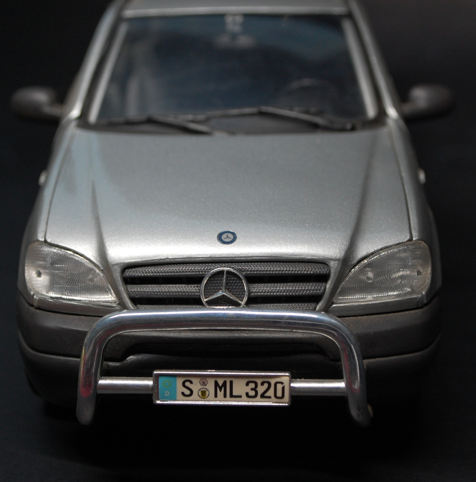 Maisto - Mercedes-Benz ML 320 - Modèle Réduit 1/60 - Occasion - Fabriqué En France