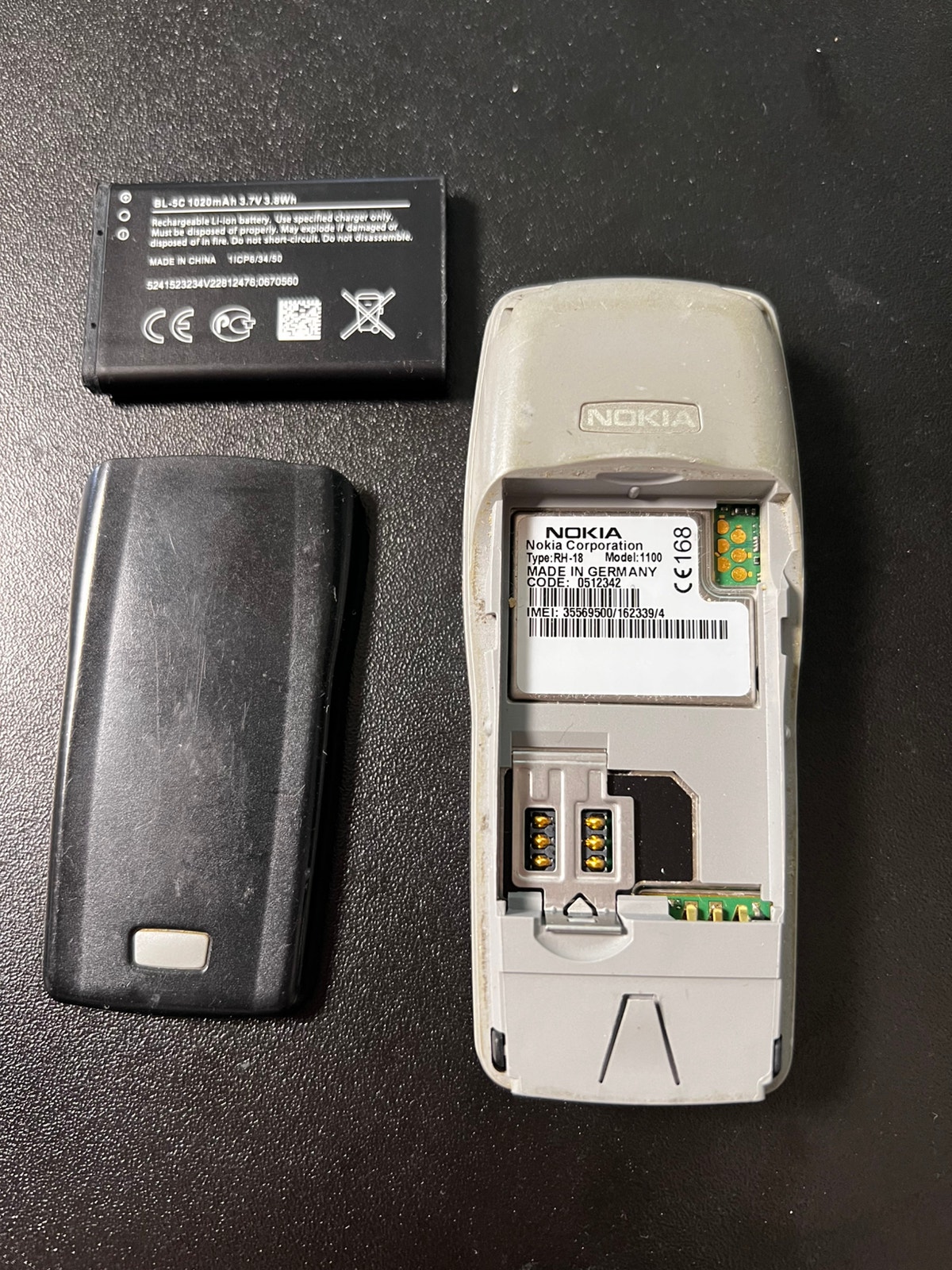 NOKIA TELEPHONE RH-18 1100 CHARGEUR+HOUSE