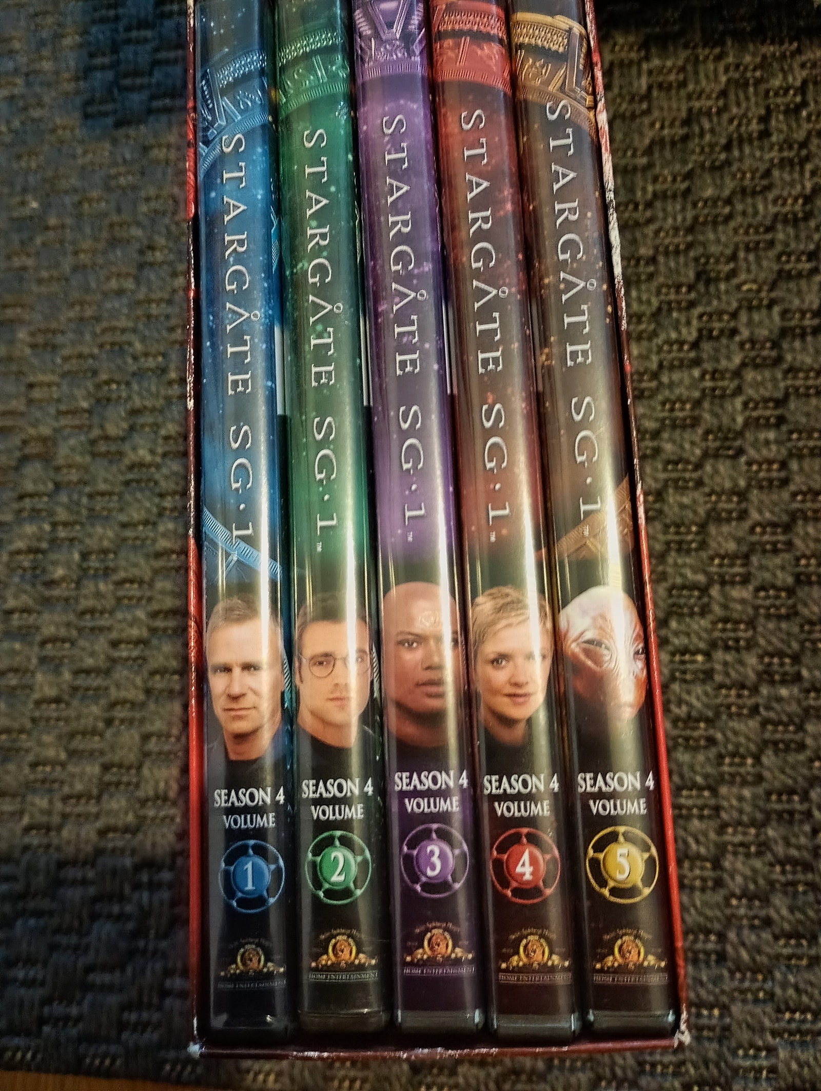 Stargate SG-1 Dvd-boksit kaudet 1–8 | Tori