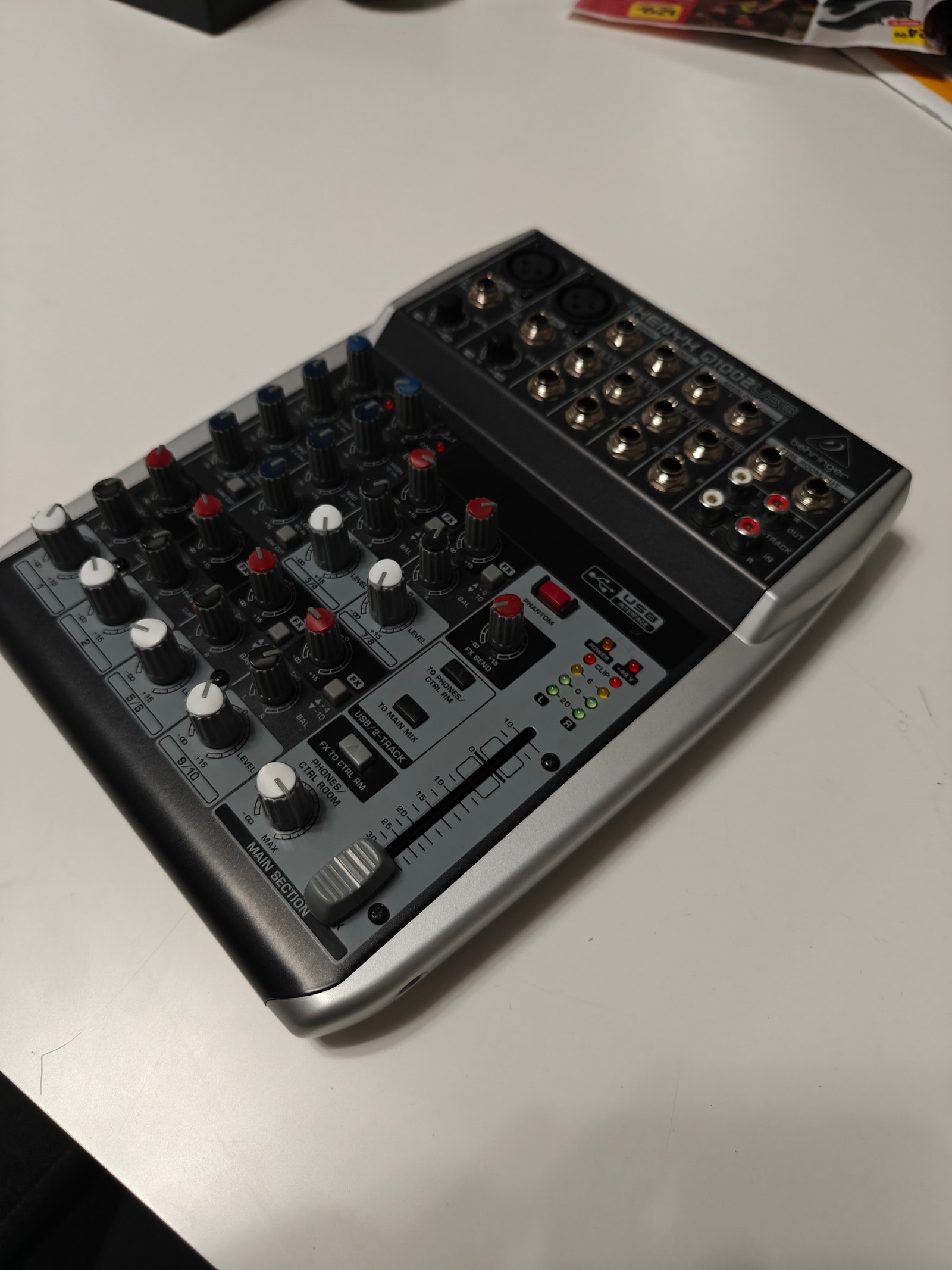 Behringer Xenyx Q1002USB mikseri | Tori