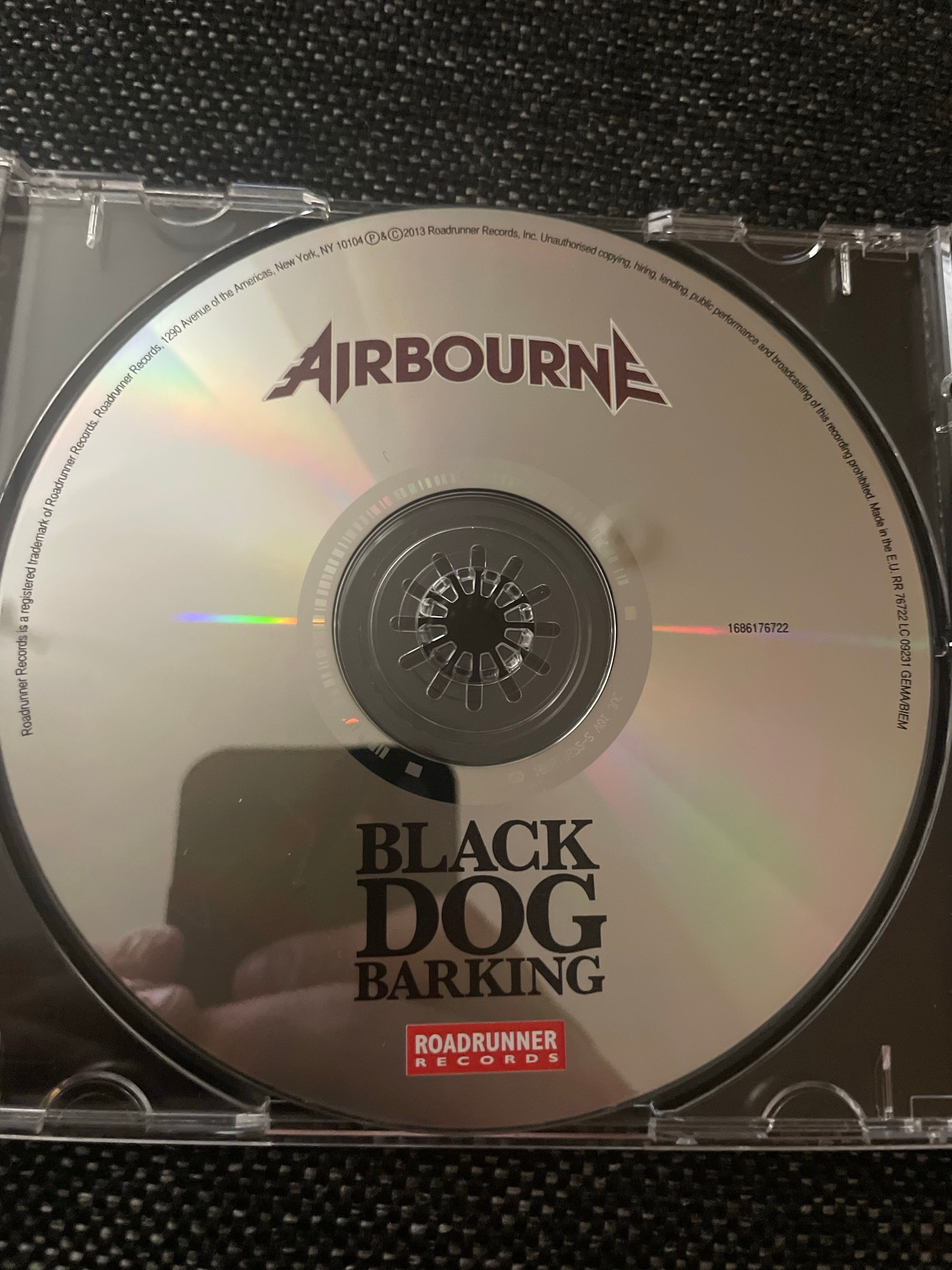 Airbourne – Black Dog Barking CD | Tori