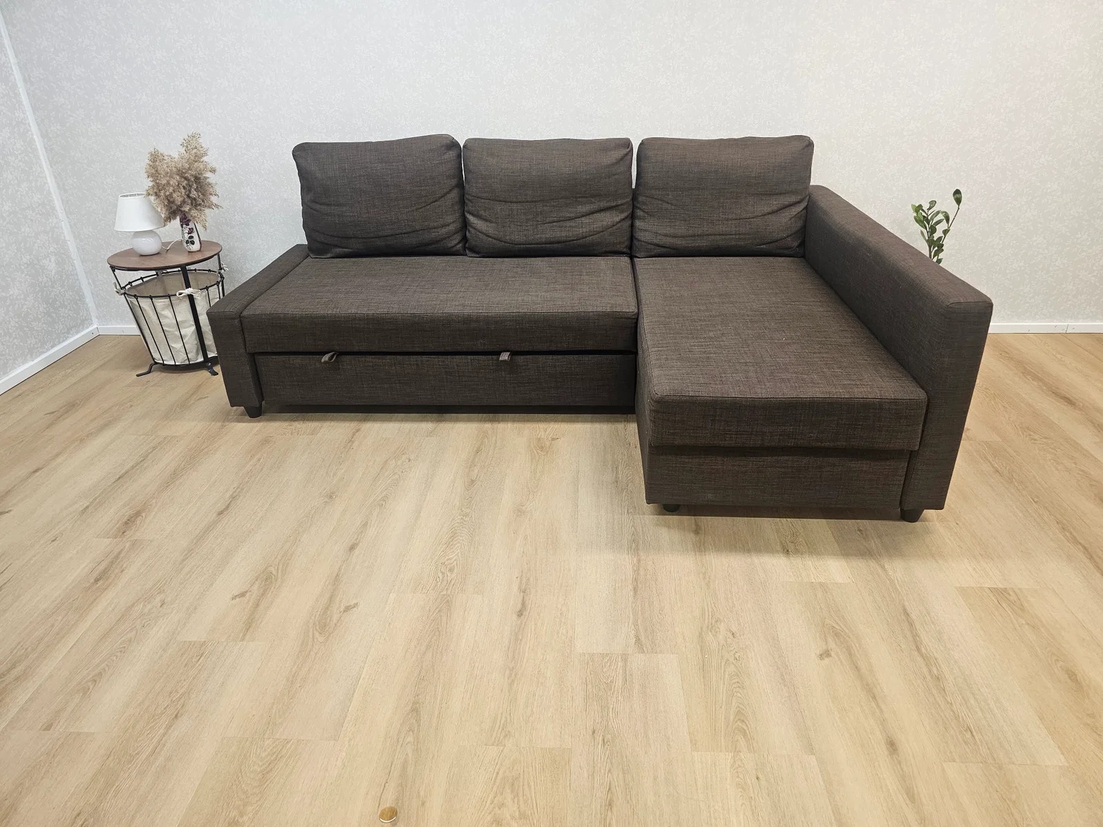 Ikea Friheten vuodesohva, ilmainen kuljetus/Free delivery.