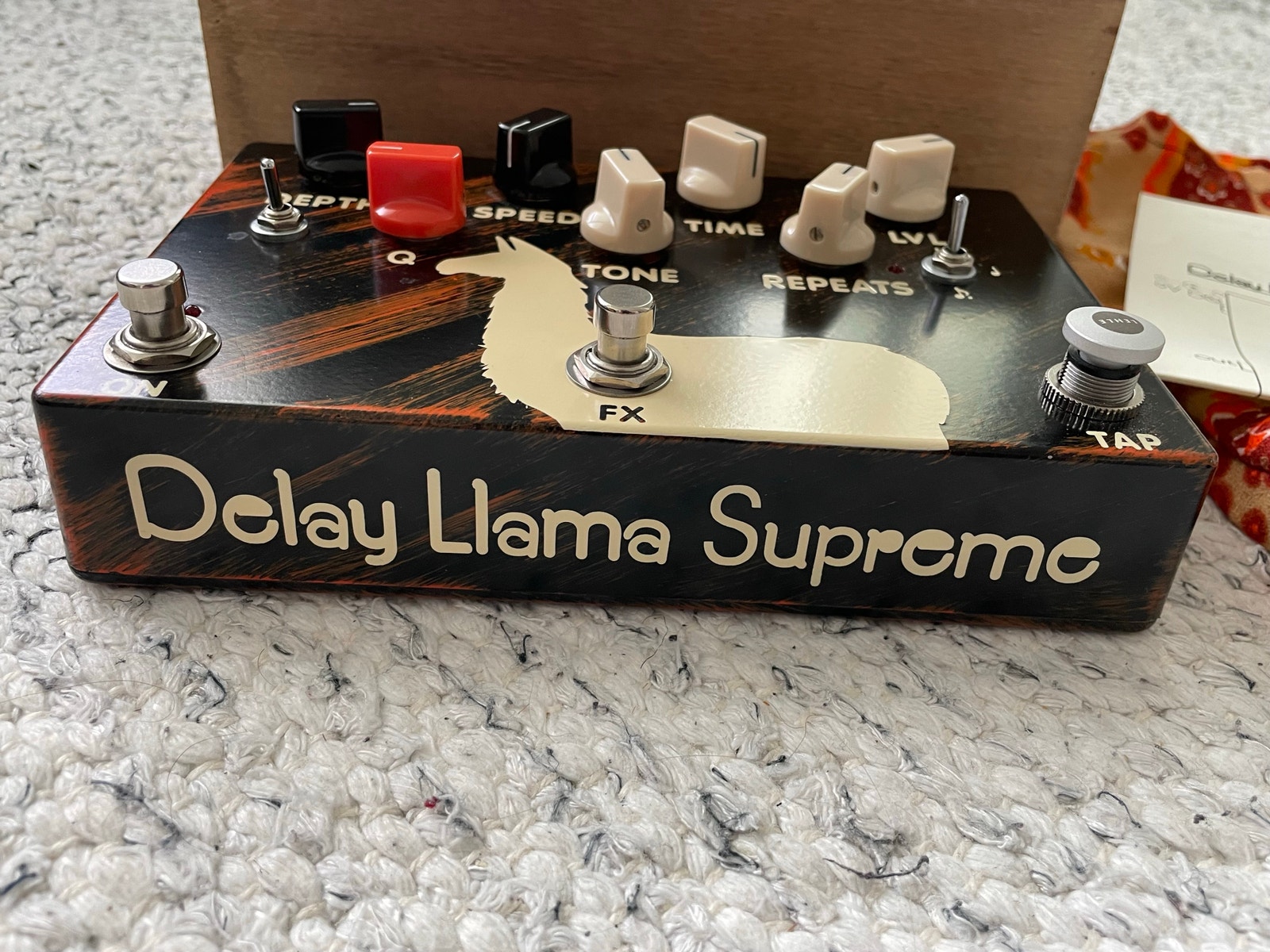 JAM Pedals Delay Llama Supreme - Hand Painted | Tori