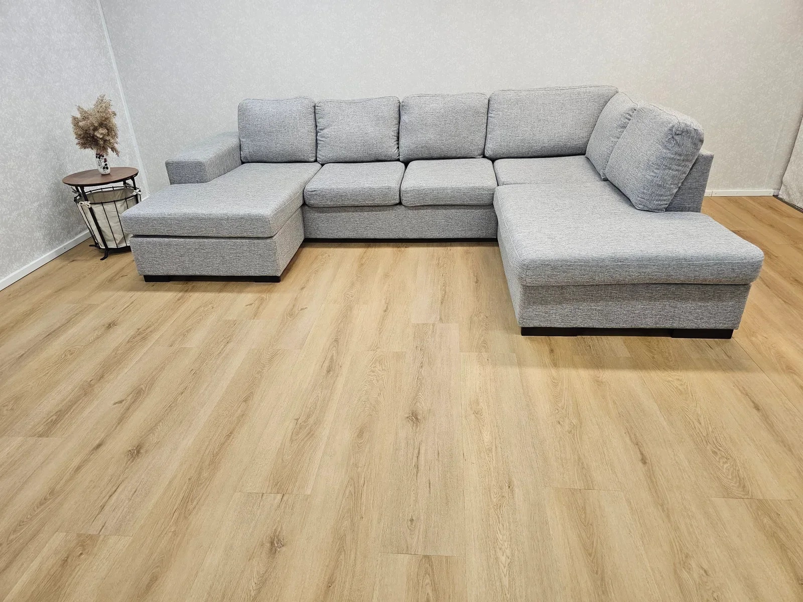 U-Malli sohva, ilmainen kuljetus/Free delivery.