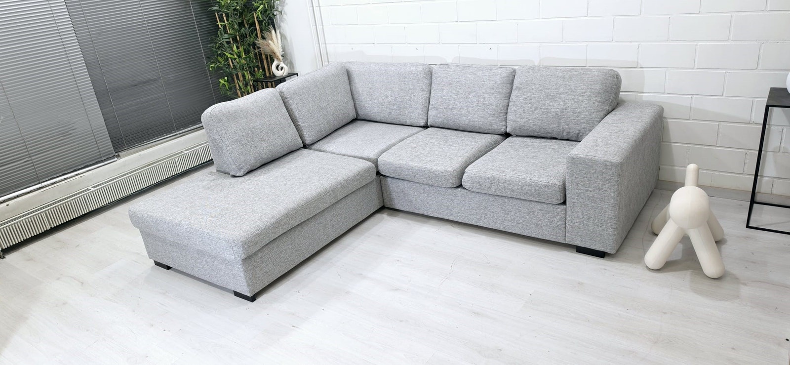 (A17)AVOKULMASOHVA / DIVAANISOHVA, ilmainen kuljetus, free delivery.